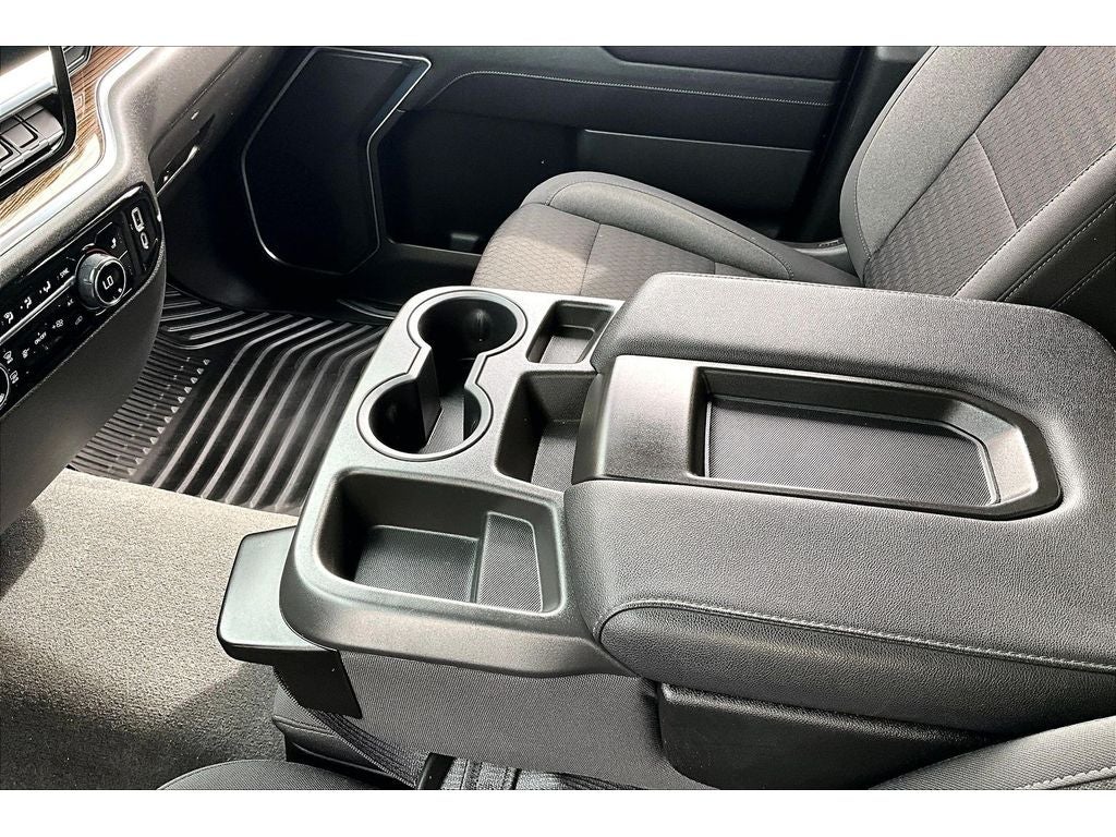 2023 Chevrolet Silverado LT