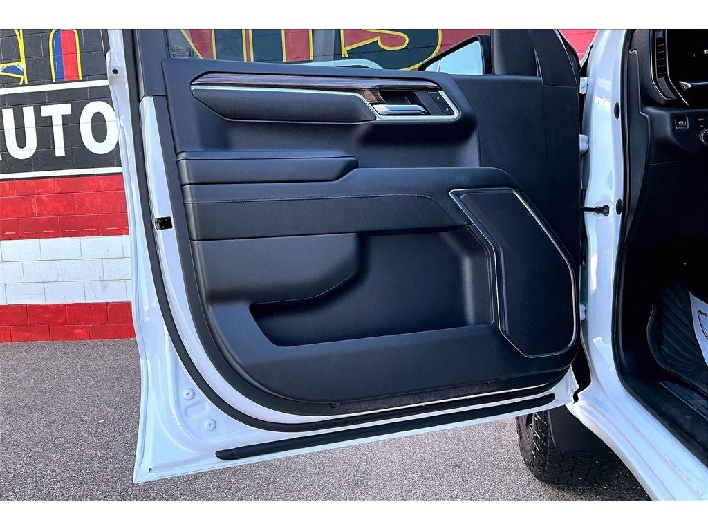 2023 Chevrolet Silverado LT Trail Boss