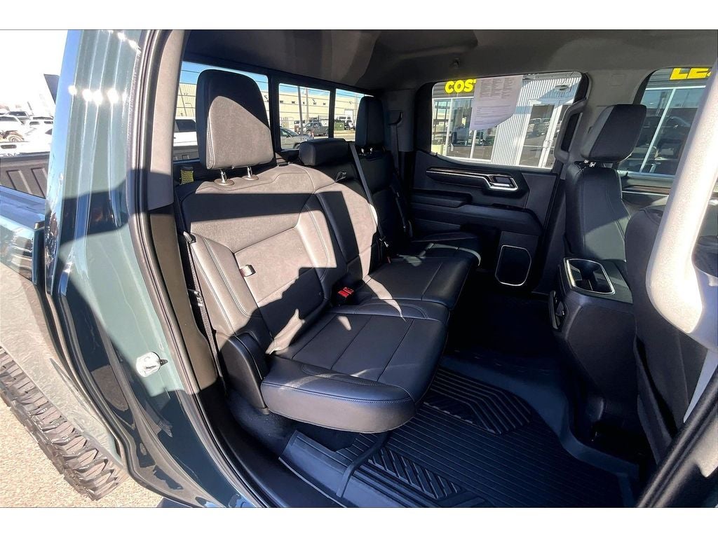 2025 Chevrolet Silverado LT Trail Boss