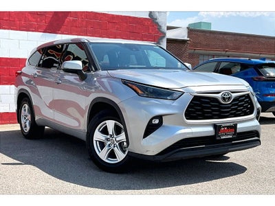 2022 Toyota Highlander LE