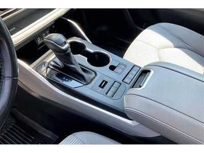 2022 Toyota Highlander LE