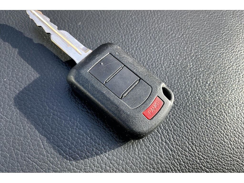 2020 Mitsubishi Outlander ES