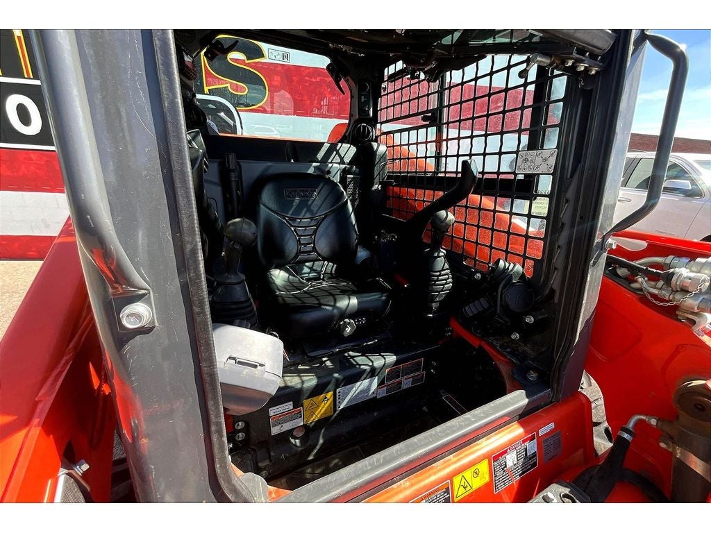 2023 KUBOTA SSV 65 Base
