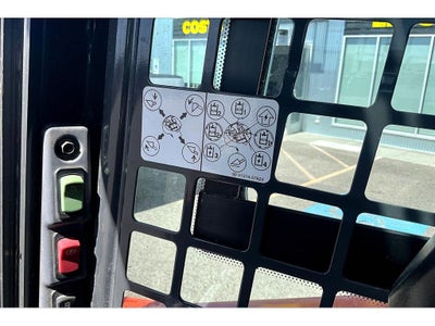 2023 KUBOTA SSV 65 Base