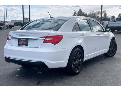 2014 Chrysler 200 LX