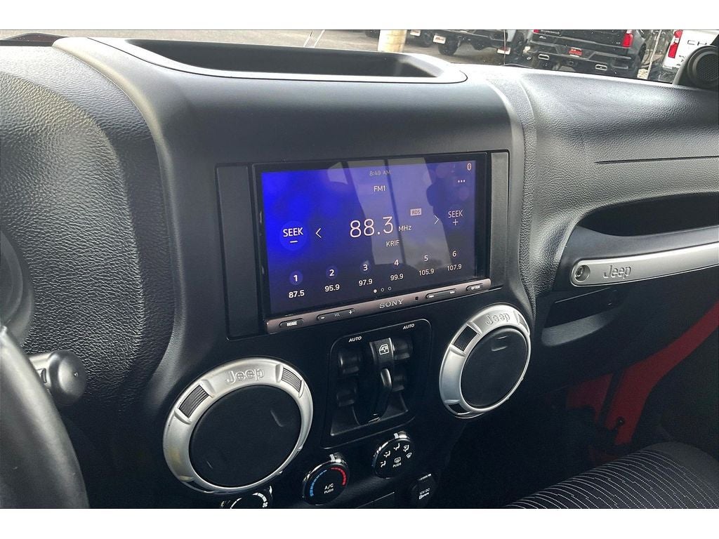 2012 Jeep Wrangler Unlimited Sahara