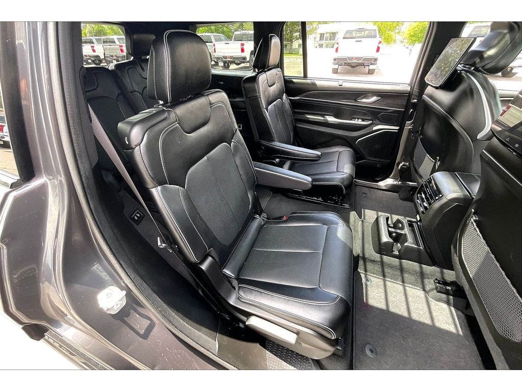 2024 Jeep Grand Cherokee L Overland