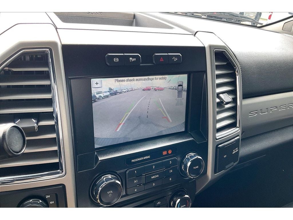 2017 Ford Super Duty F-250 SRW Lariat