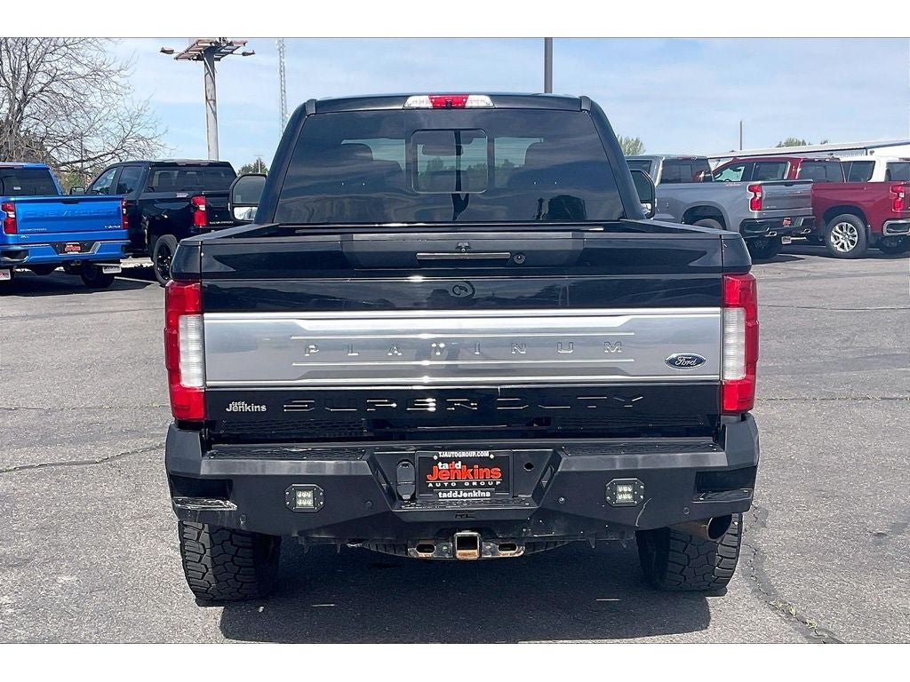 2017 Ford Super Duty F-350 SRW Platinum