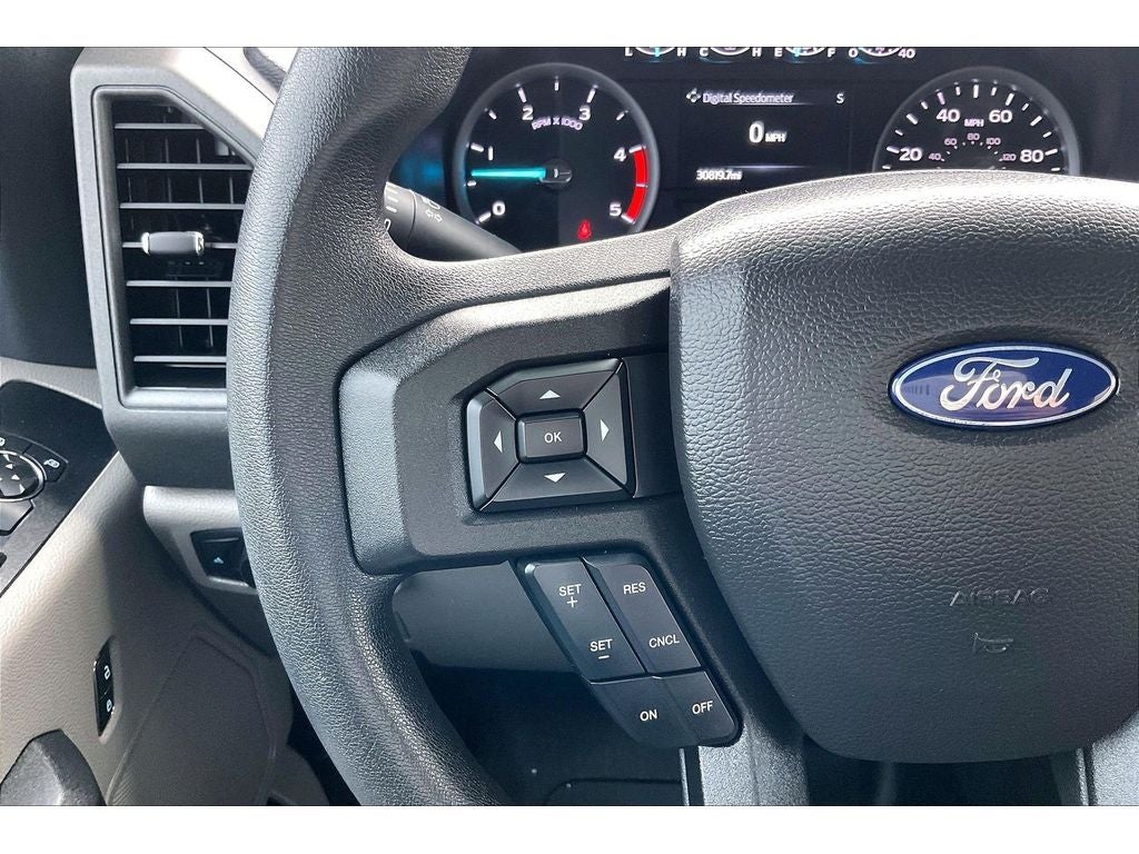 2022 Ford Super Duty F-350 SRW XL