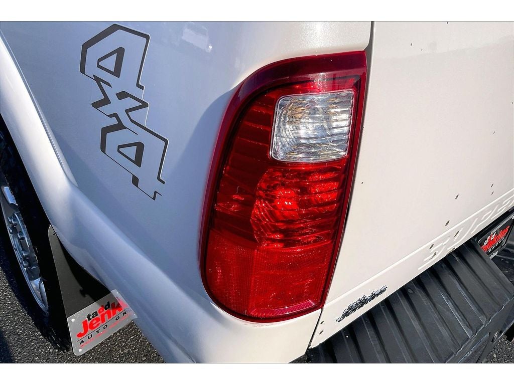 2012 Ford Super Duty F-350 SRW XL