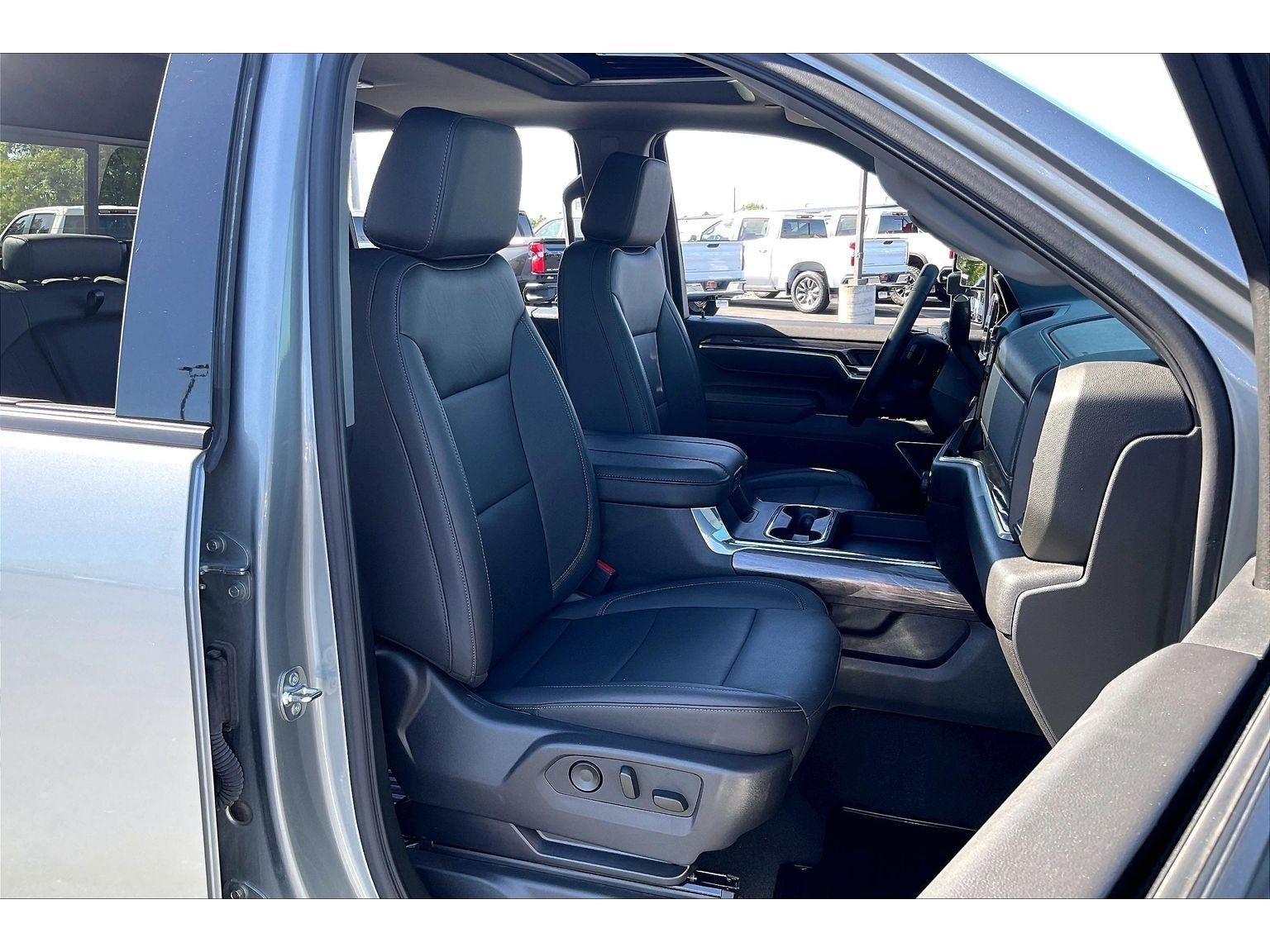 2025 Chevrolet Silverado 3500 HD LTZ