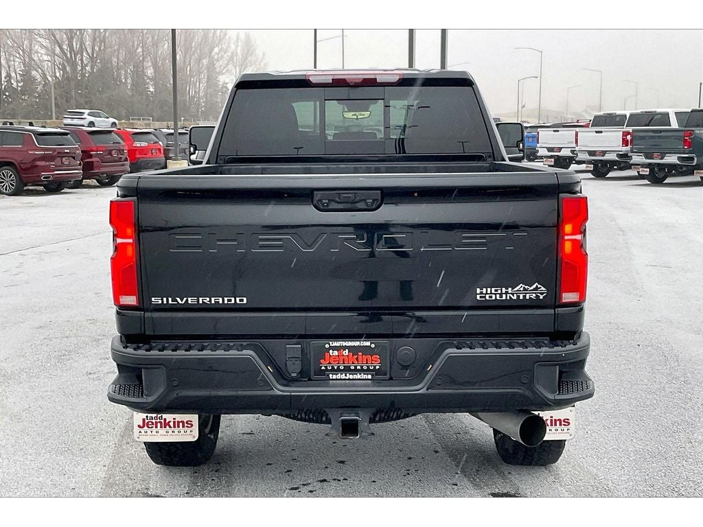 2025 Chevrolet Silverado 3500 HD High Country