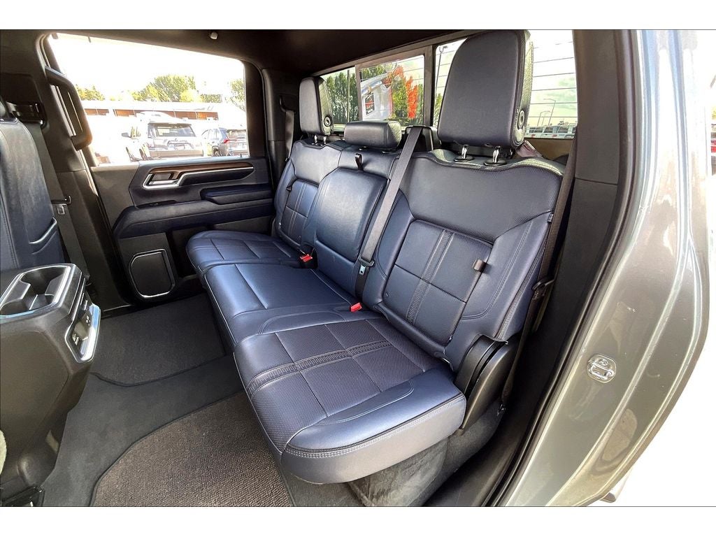 2025 Chevrolet Silverado 3500 HD High Country