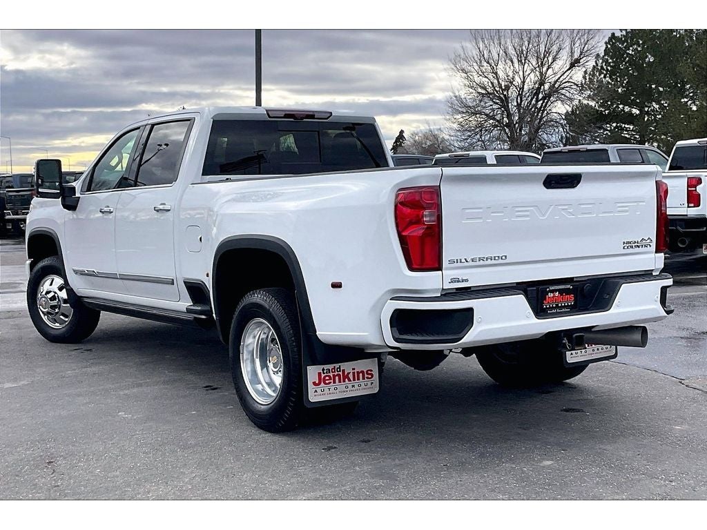 2024 Chevrolet Silverado 3500 HD High Country