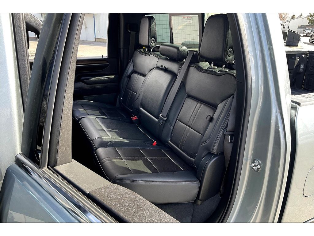 2024 Chevrolet Silverado 3500 HD High Country