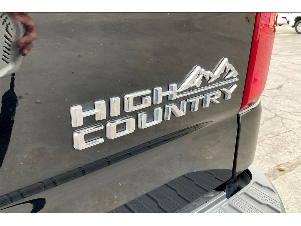 2022 Chevrolet Silverado 1500 High Country