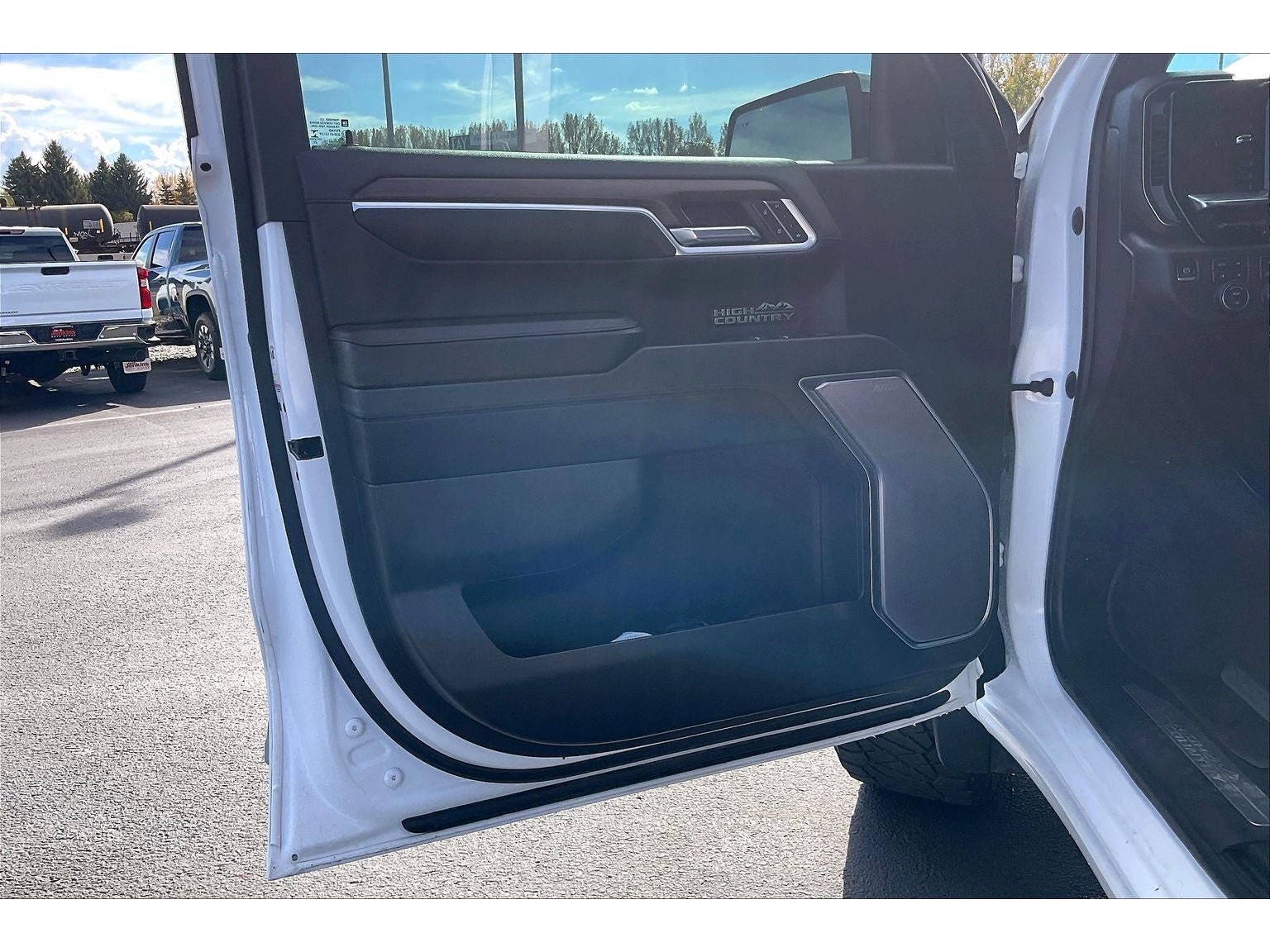 2022 Chevrolet Silverado 1500 High Country