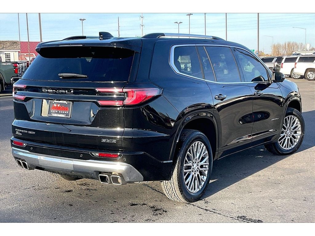 2025 GMC Acadia Denali