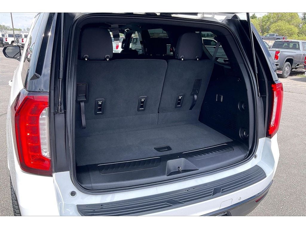 2022 GMC Yukon SLE