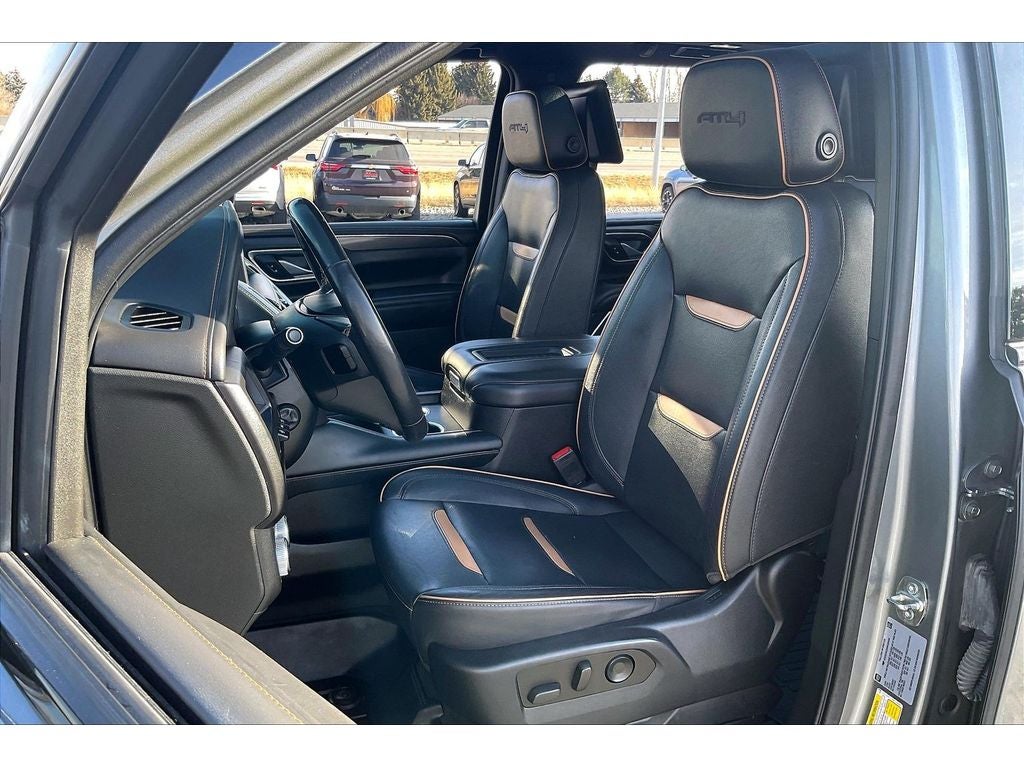 2022 GMC Yukon XL AT4