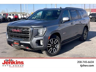 2022 GMC Yukon XL AT4