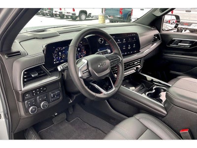 2025 Chevrolet Suburban RST