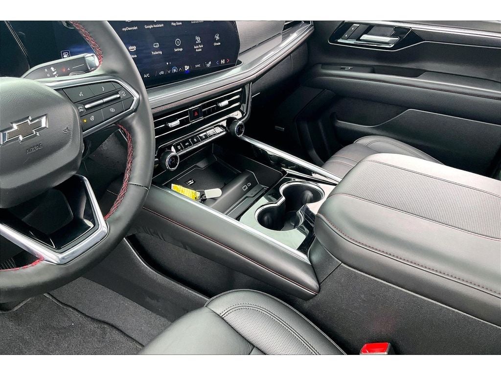 2025 Chevrolet Suburban RST