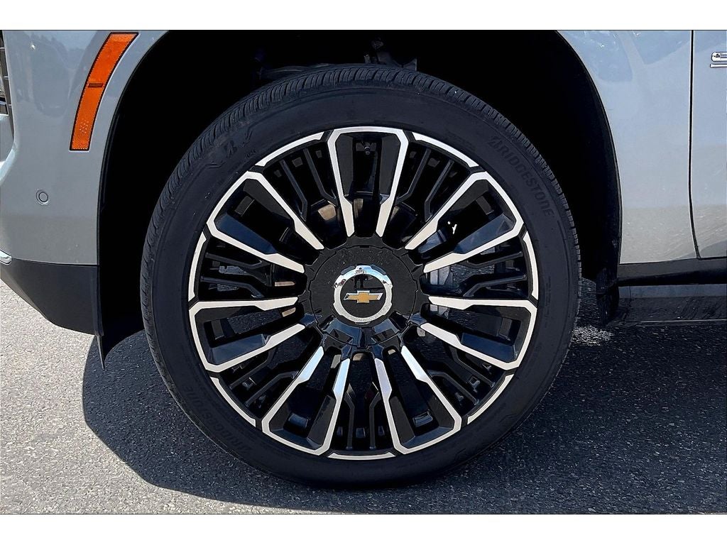 2025 Chevrolet Suburban High Country