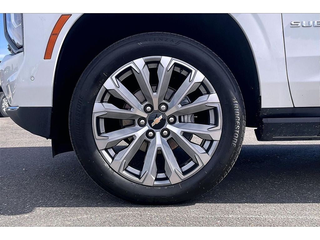 2025 Chevrolet Suburban High Country