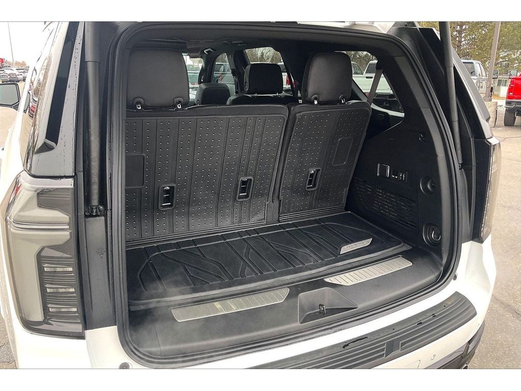 2025 Chevrolet Tahoe RST