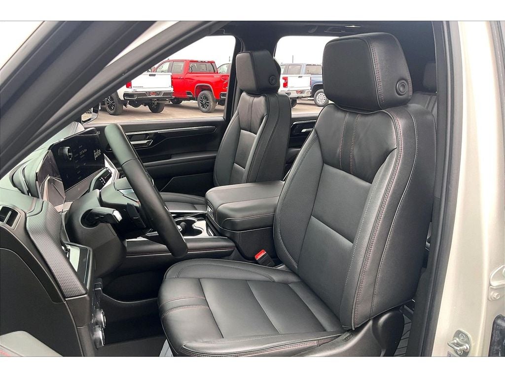 2025 Chevrolet Tahoe RST