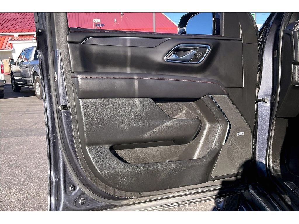 2024 Chevrolet Suburban RST