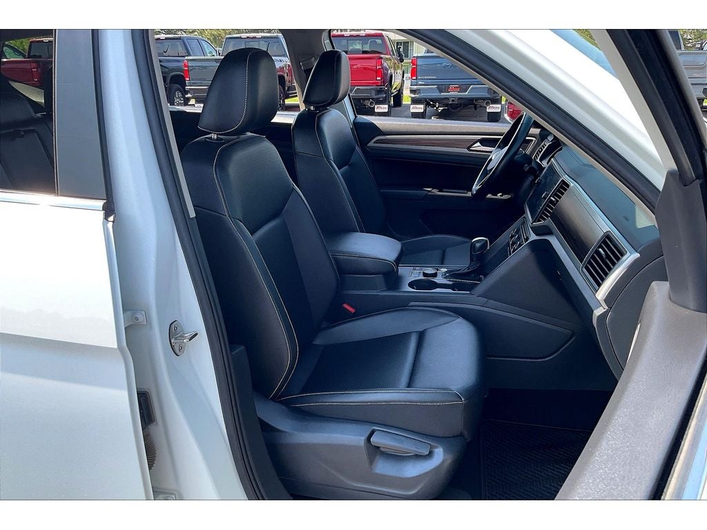 2021 Volkswagen Atlas 3.6L V6 SE w/Technology