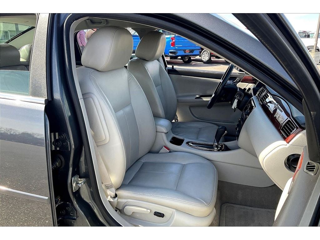 2010 Chevrolet Impala LT