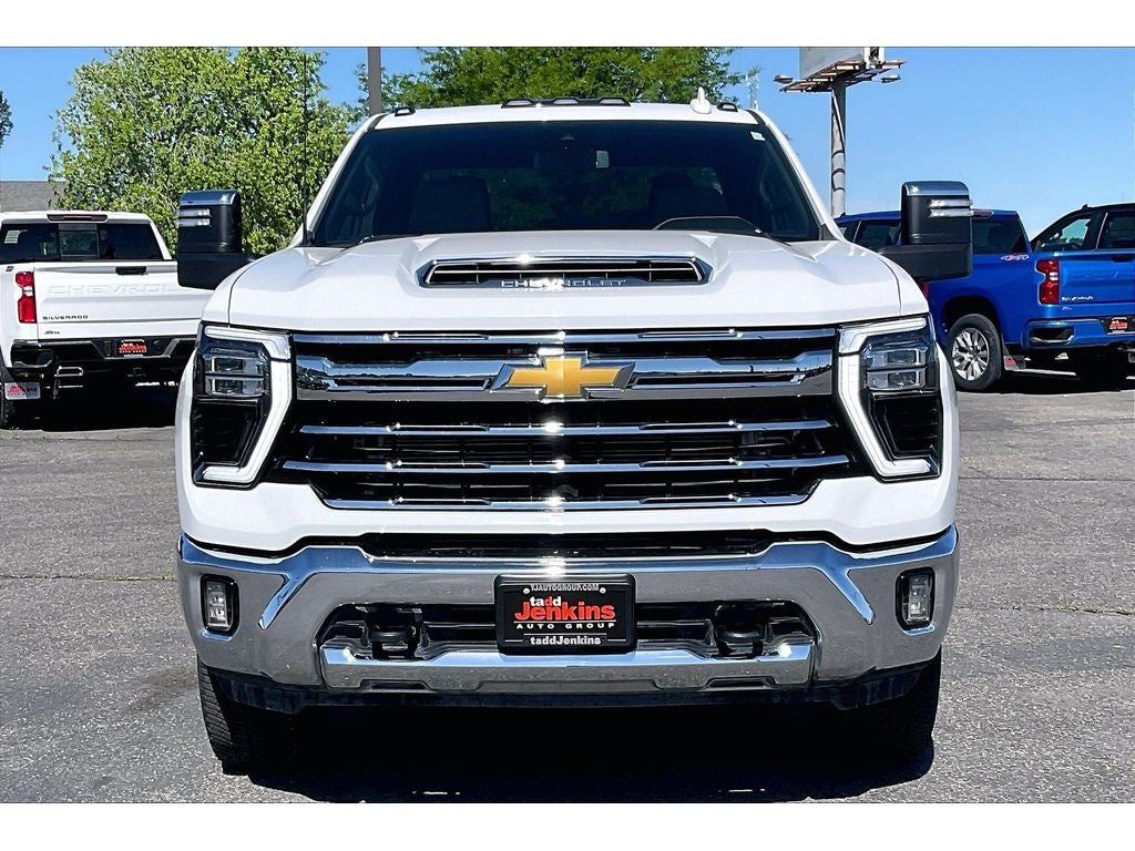 2025 Chevrolet Silverado 3500 HD LTZ