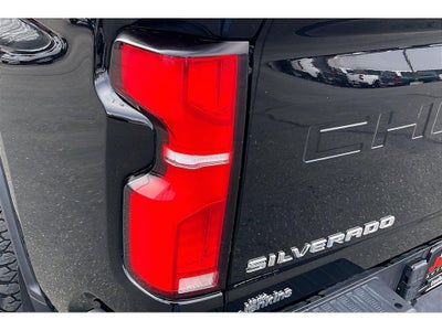 2025 Chevrolet Silverado 3500 HD High Country