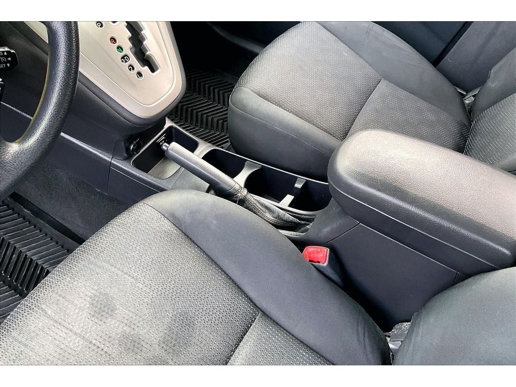 2009 Toyota Matrix Base