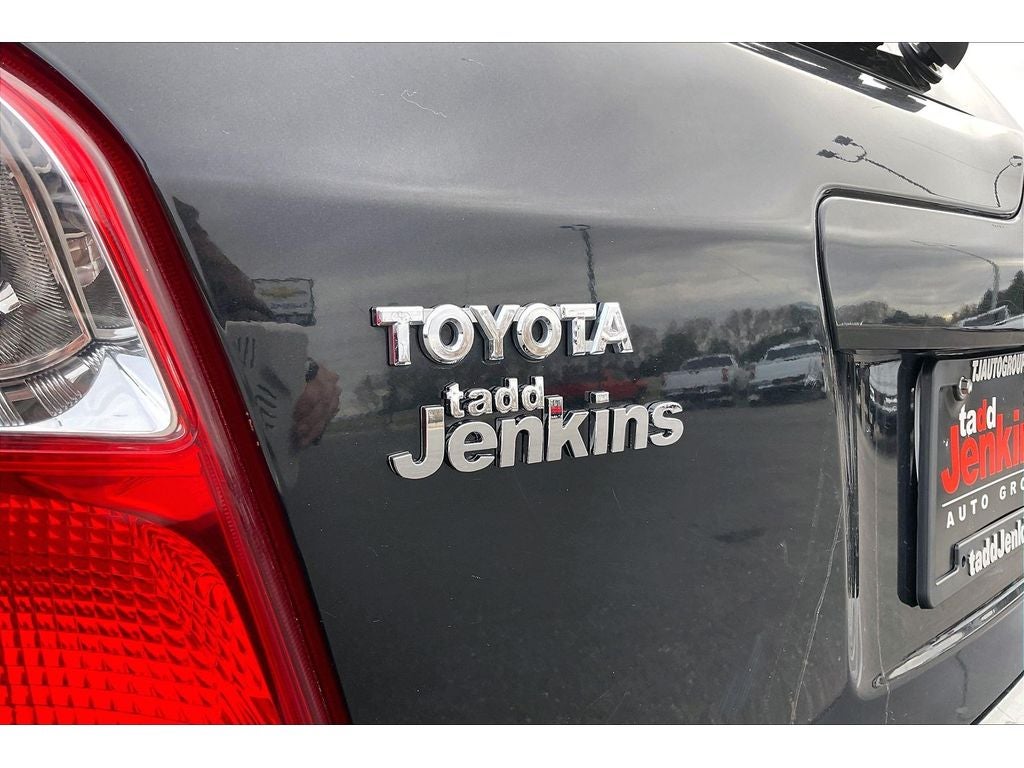 2009 Toyota Matrix Base