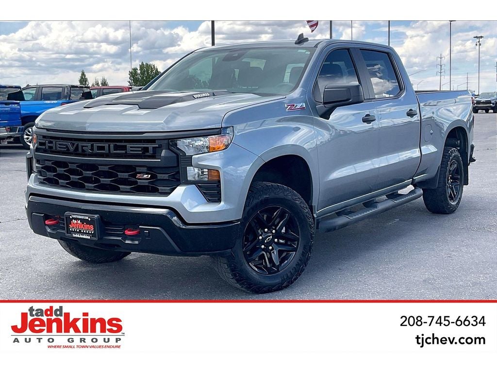 2024 Chevrolet Silverado 1500 Custom Trail Boss 4X4 Crew Cab Short Box's photo
