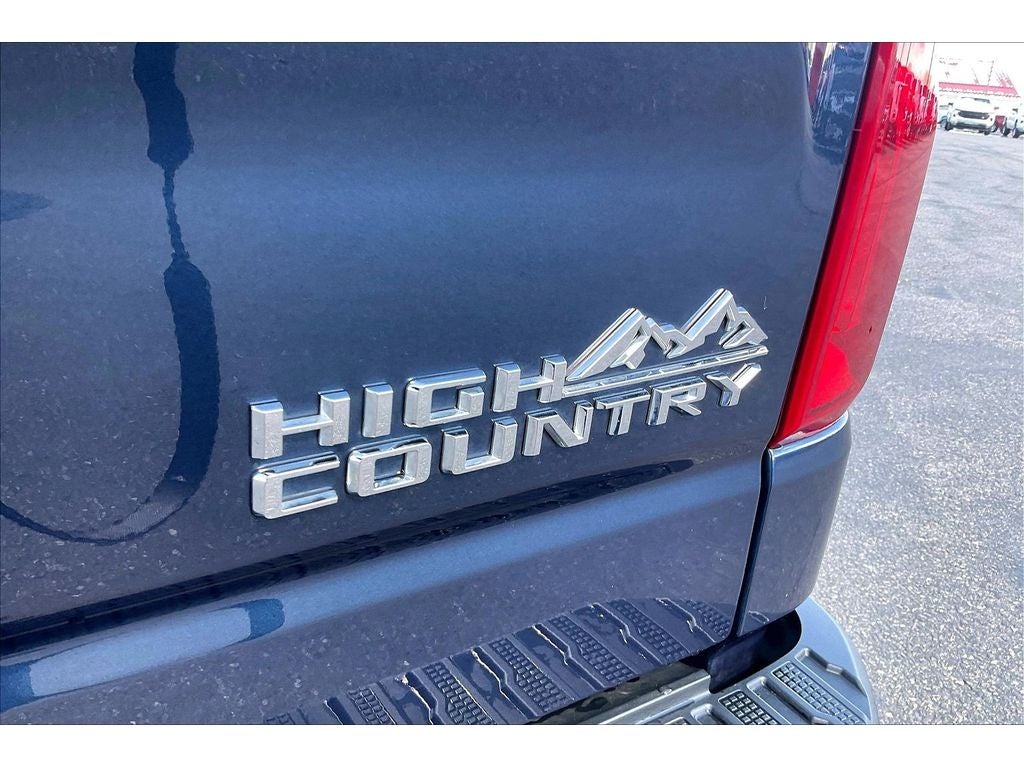 2022 Chevrolet Silverado 1500 LTD High Country