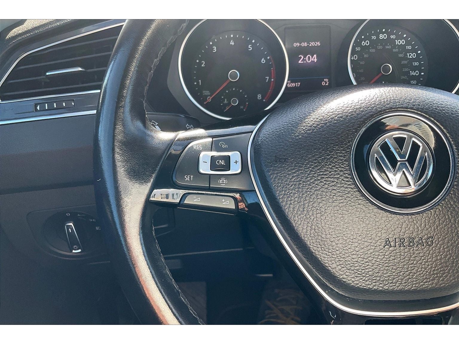 2019 Volkswagen Tiguan SE