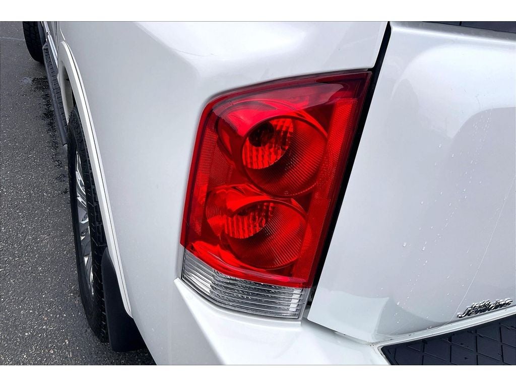 2015 Nissan Armada Platinum