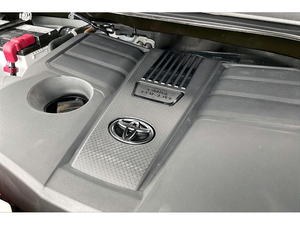 2025 Toyota Tundra 4WD SR5