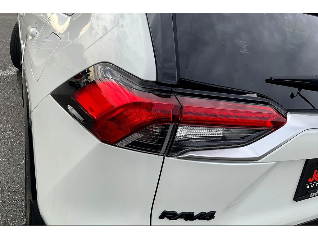 2020 Toyota RAV4 Hybrid XSE