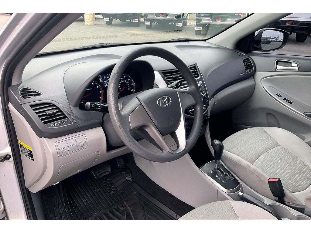 2017 Hyundai Accent SE