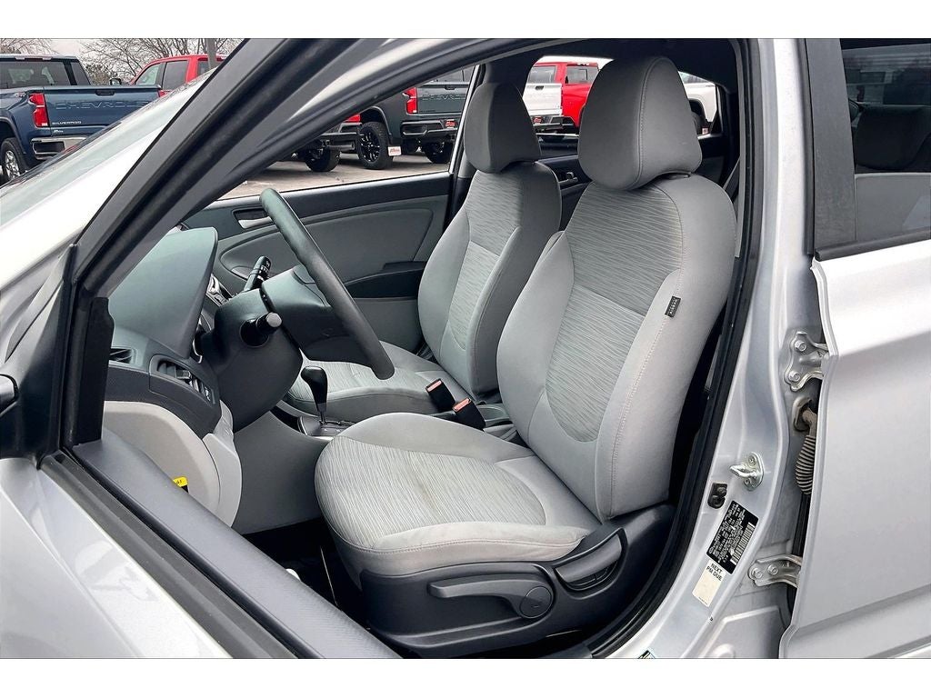 2017 Hyundai Accent SE