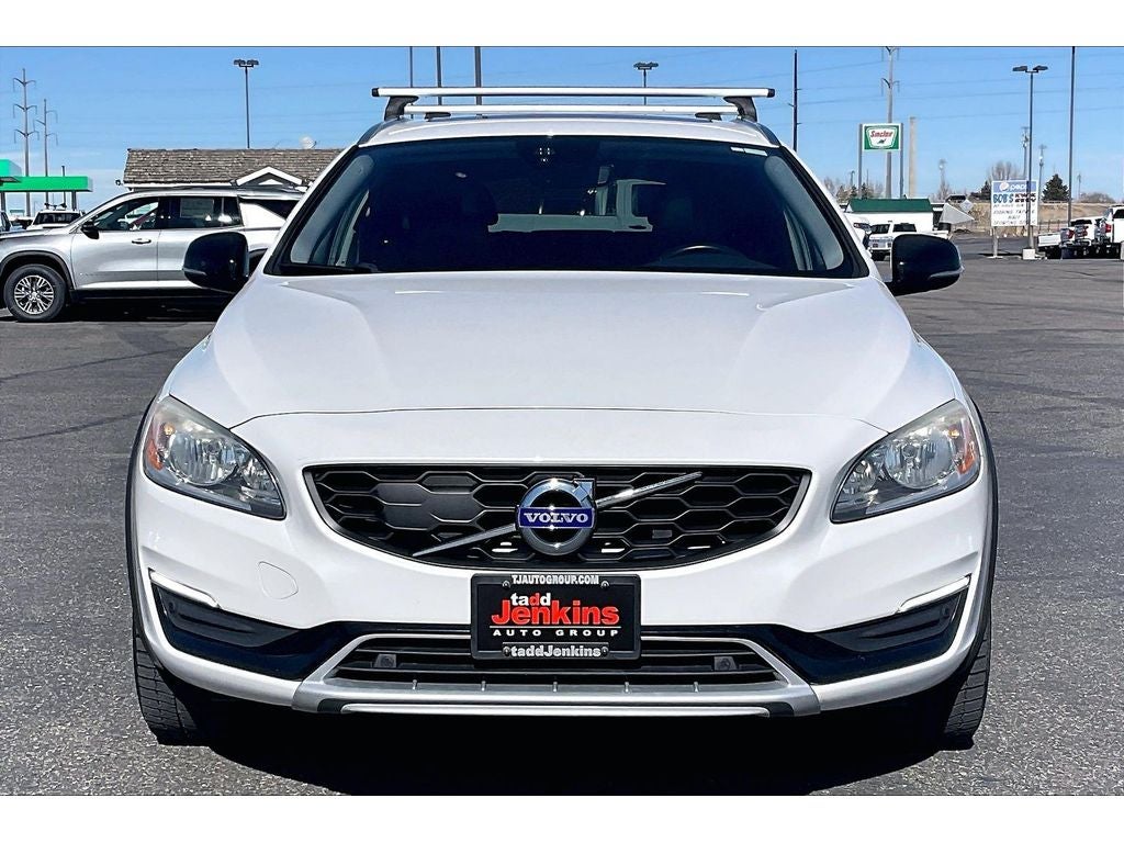 2016 Volvo V60 Cross Country T5